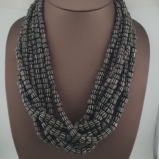Vintage African Style White Stripe 10mm - 10.9mm Glass Beads necklace Strand