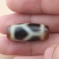 Vintage Chain Link Pattern Himalayan Tibetan Agate Dzi Bead Amulet