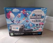 Nintendo Wii U Super Mario Bros. 32GB + 4 Mario Games
