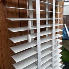 4 x Blinds 2 years old