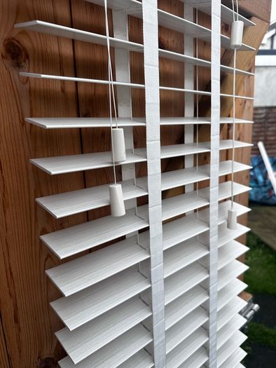 4 x Blinds 2 years old