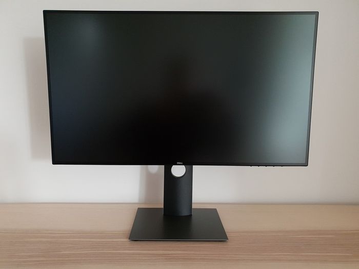 Dell Ultrasharp U2719D