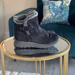 Comfortable and Cosy Ankle Boots from Dunnes Stores Size: UK 5 / EU 38