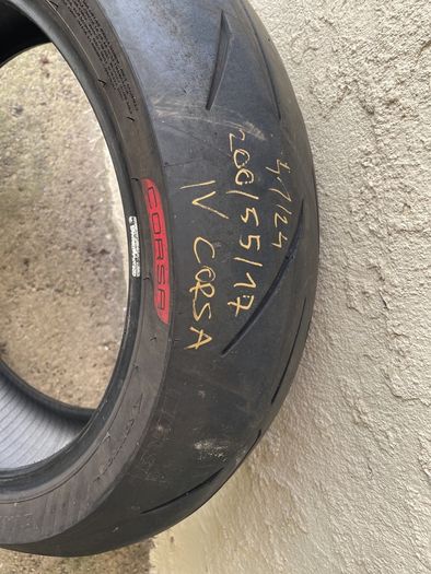 Pirelli diablo rosso corsa IV 200/55/17