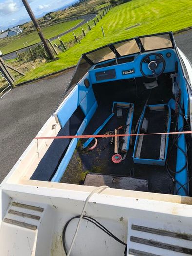 15ft 85hp Yamaha Speed Boat & trailer plus extras