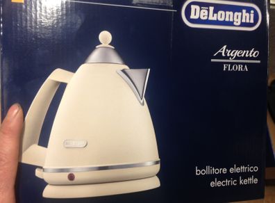 Kettle Cream Kettle Delonghi