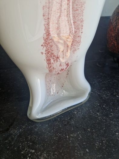Makora glass vase