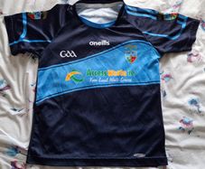 Saint Judes GAA O'Neills Gaelic Football Jersey (Youths 10-11 Years) FREE POST