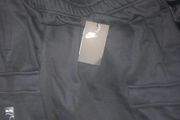 Nike zig cargo Shorts size xl