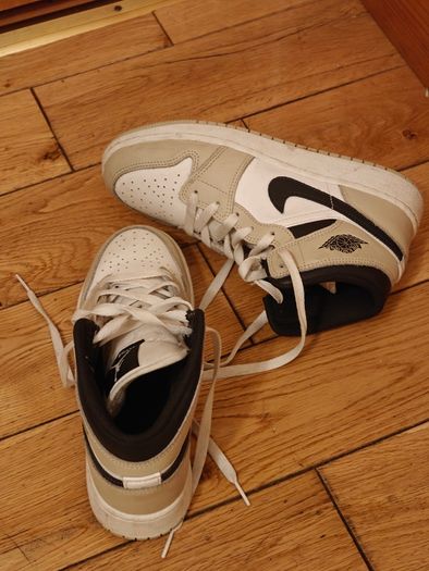 Jordans Mid Air 1  Boys