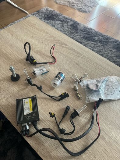 BMW 520 D 2008 small car parts and bulbs Collection only