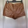 ladies shorts Image 2
