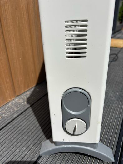 DeLonghi 2kW Convector Heater