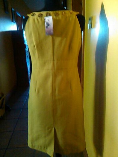 Brand new dress with special neck details.