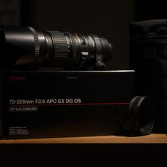 Sigma 70-200mm f/2.8 APO EX DG HSM Optical Stabilised Telephoto Lens- NIKON Fit