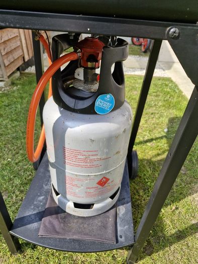 BBQ with gas