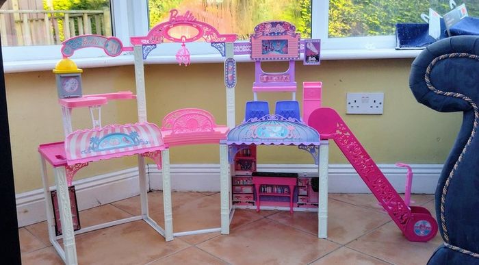 Barbie shopping mall