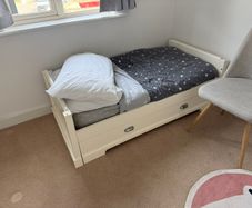 Mamas and Papas Cot / Bed