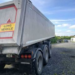 Dennison tipping trailer