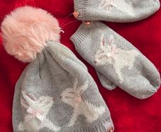 Ted Baker kids Hat and mittens AGE 7-10