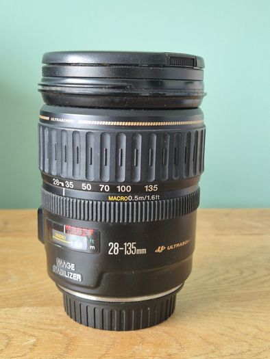 Canon EF 28-135mm f/3.5-5.6 IS USM Lens