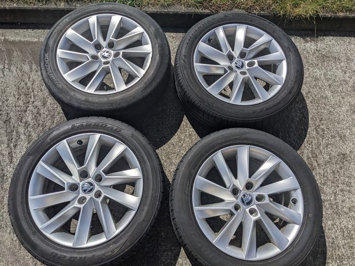 Skoda Superb mk3 17inch alloy wheels