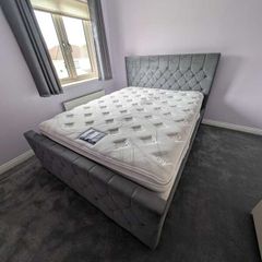 5ft (king size) mattress + bed frame