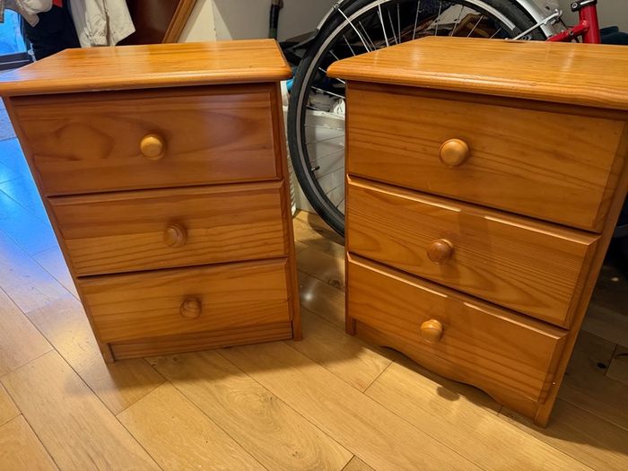 bedside lockers