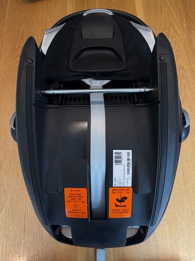 Cyber Platinum Cloud T i-Size car seat