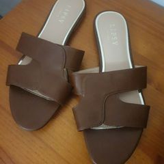 Lipsy brown flat mute sandals size 7