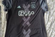 Ajax away shirt 2016-17