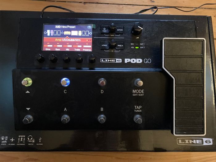 Line 6 POD Go guitar multi-effects processor