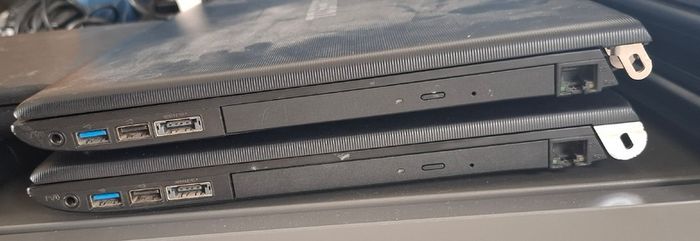 Job lot: 8 Working Laptops  Lenovo  Acer  Toshiba  Ideal for Home, School or Refurb