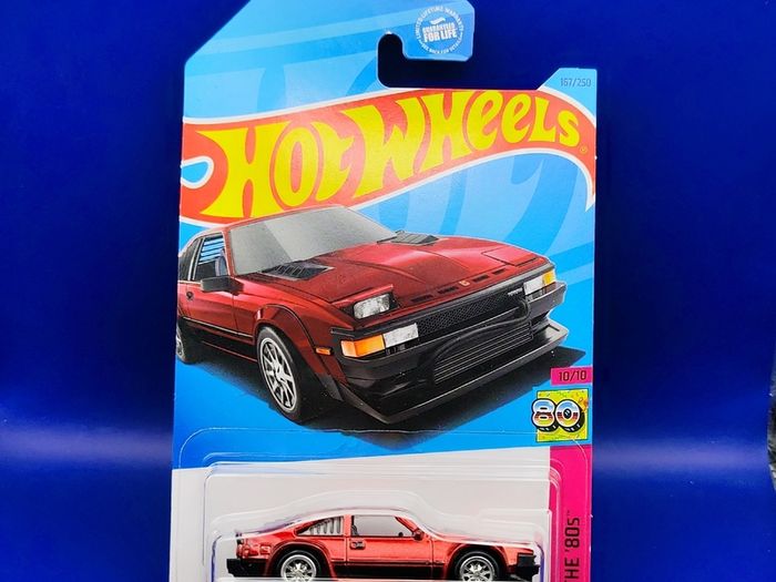 Hot Wheels '82 Toyota Supra, Super Treasure Hunt, new.