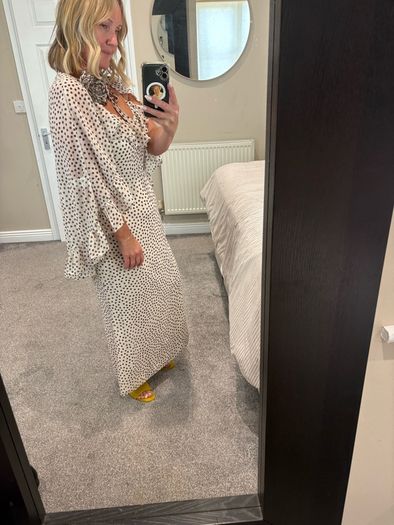 asos /pretty lavish dress and cape
