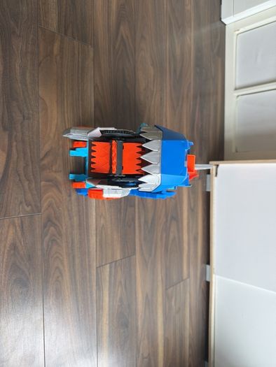 Hot Wheels City Ultimate T-Rex Transporter