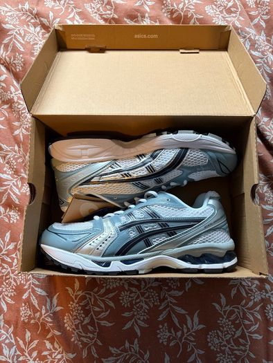 Asics Kayano 14