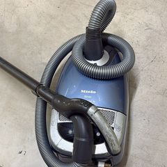 Miele Model S5980 motorised head vacuum cleaner