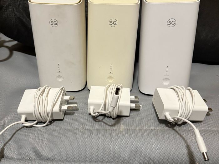 Used Condition) Huawei 5G CPE Pro 3 (H138-380) Dual Band Wireless Router, Unlocked