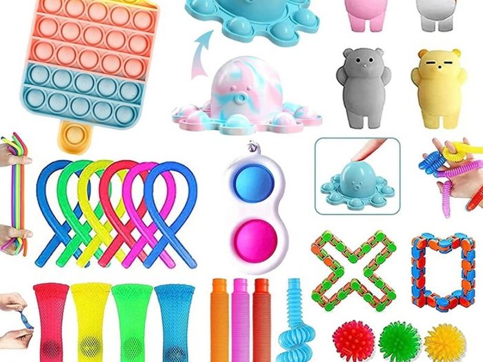 Fidget Toys, Fidget Toys Pack for Kids, Sensory Fidgets Pack Anxiety Relief Toys for Autism, Simple Fidget Toys Set with Fidget Popper for Party Bag Filler, School Classroom Reward (FREE POSTAGE)