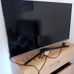Samsung 32 inch TV