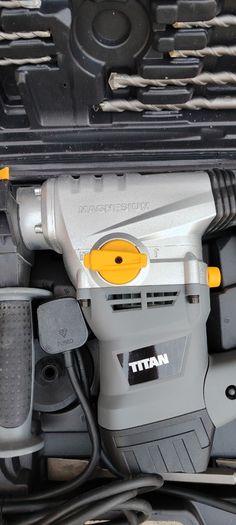 Titan Rotary Hammer - TTB63ISDS