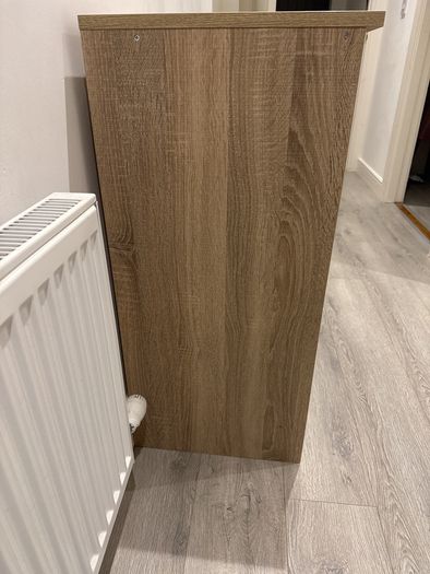 shelving unit