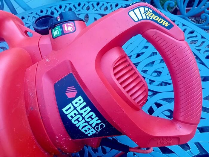 Black & Decker 3000w Leaf Blower / Vacuum