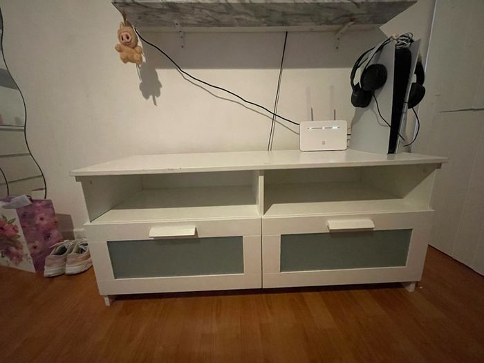 tv unit