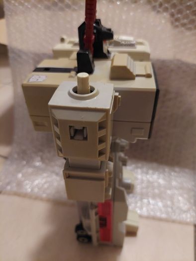 Transformer G1  Metroplex