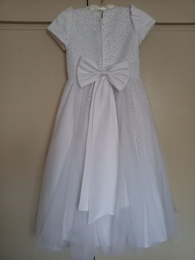 Communion dress, size 7-9 yrs