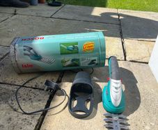 Cordless Scrub Shear