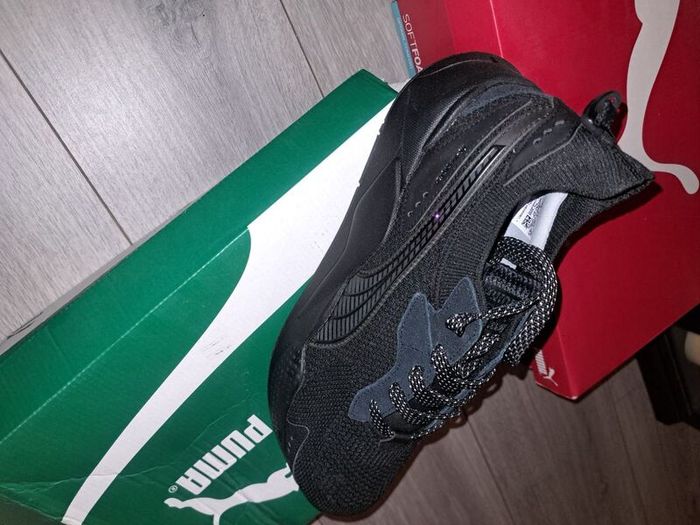 puma trainers size 9 and a half