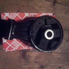 Vectra transmision mount